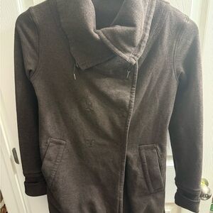 Lululemon Wrap Sweater Women's 8  charcoal brown sweater with Thumb Holes